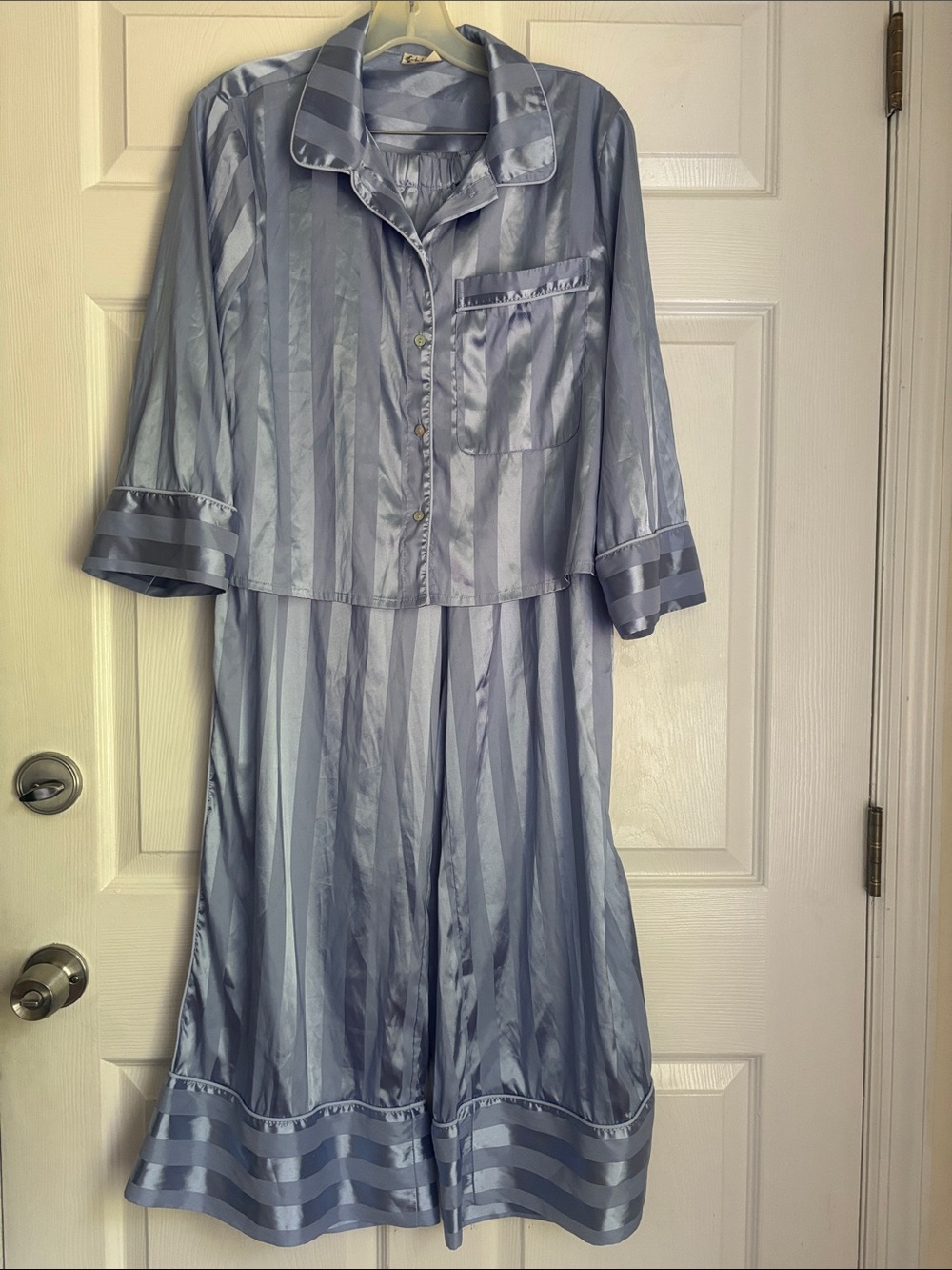Intimately FREE PEOPLE Two-Piece Satin Wide leg Pajama Set Light Blue Size Large
